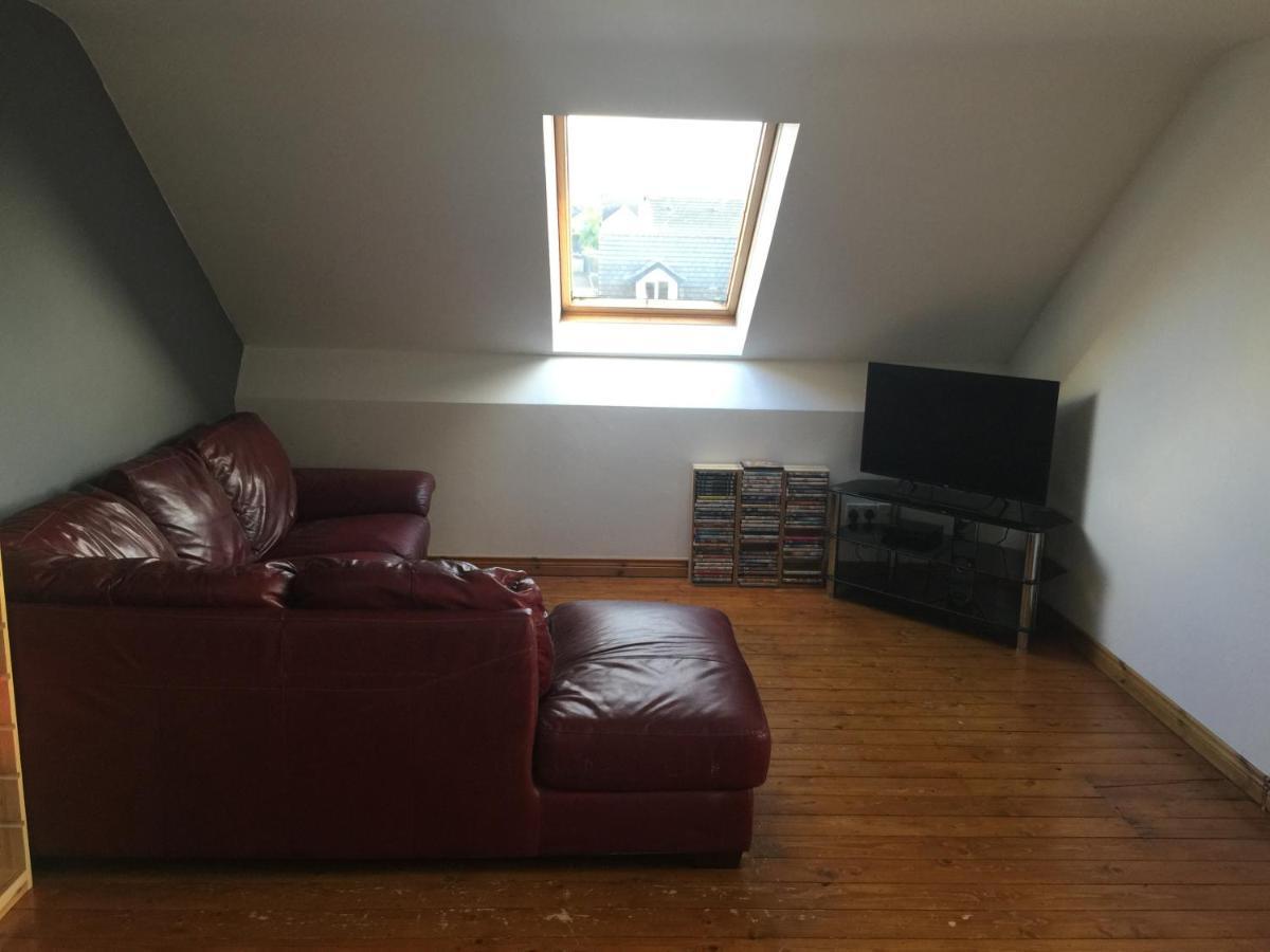 Holiday Home in Ballycastle - Fáinne na Cairde Esterno foto