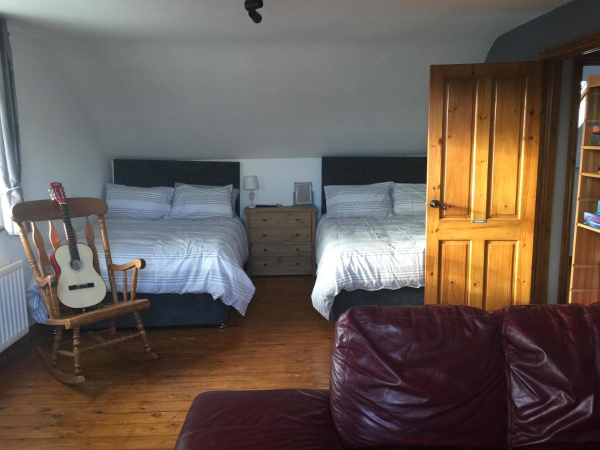 Holiday Home in Ballycastle - Fáinne na Cairde Esterno foto