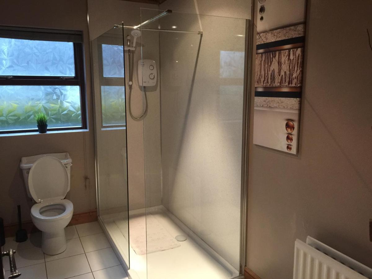 Holiday Home in Ballycastle - Fáinne na Cairde Esterno foto