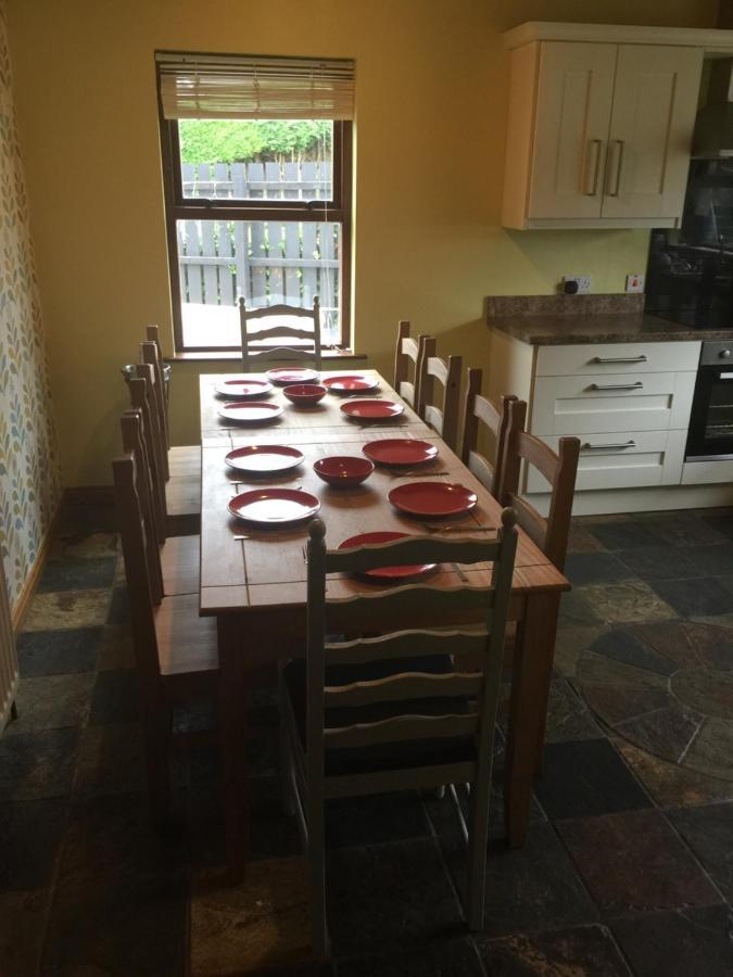 Holiday Home in Ballycastle - Fáinne na Cairde Esterno foto